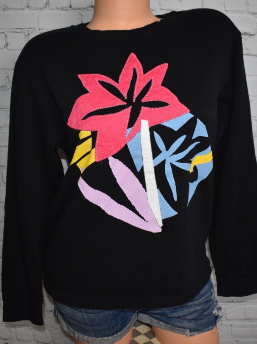 Zara Flower Patch Pink Sweatshirt